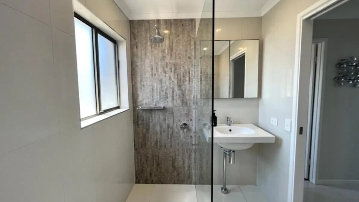 Serene Beachside Apartment Caloundra Australien